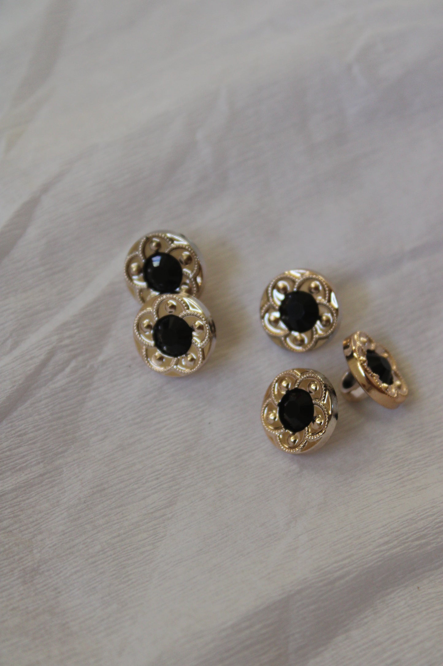 Knap 13 mm - sort imiteret guld